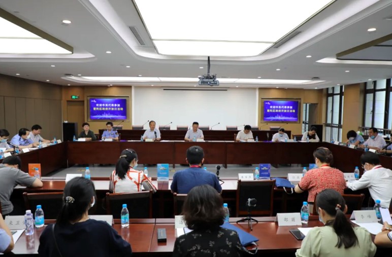 让市民企业办事像“网购”一样方便！普陀区举办“政府开放日”活动