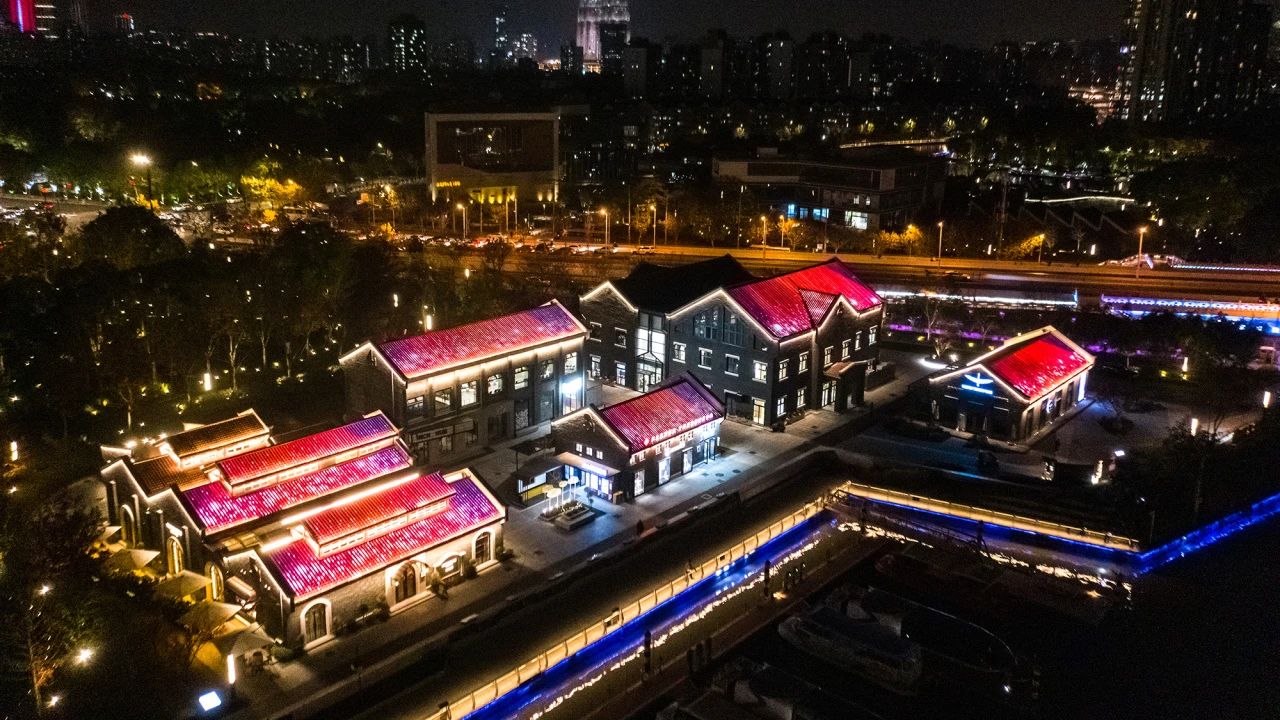 1208_125016_655.jpg 1208_125016_655.jpg