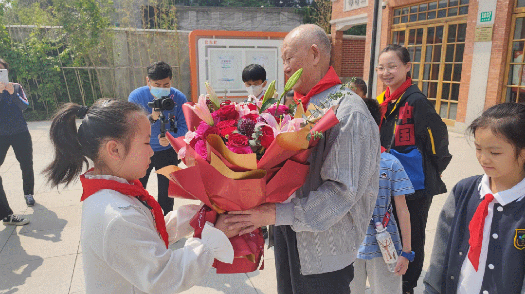 0516_181645_119.png 0516_181645_119.png