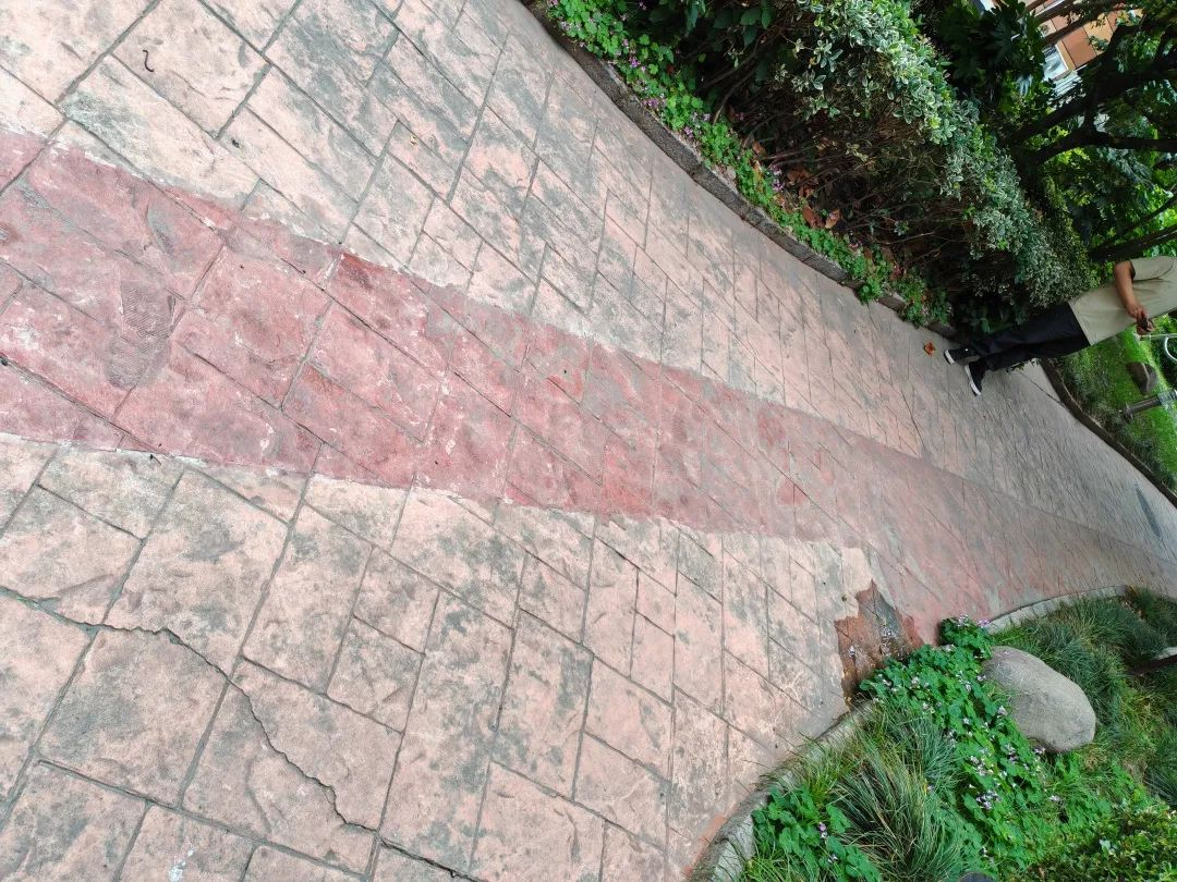 0615_192433_849.png 0615_192433_849.png