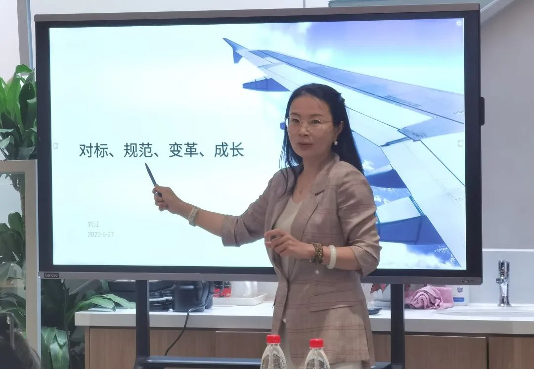 0704_193406_960.png 0704_193406_960.png