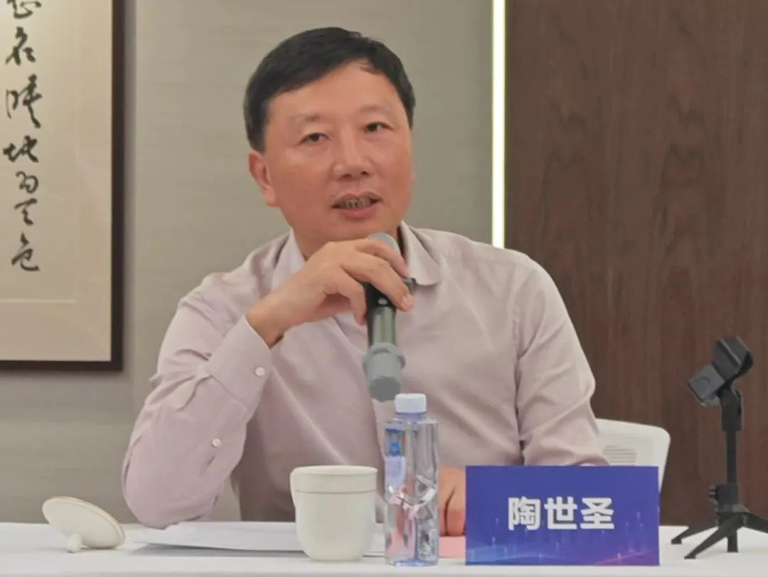 0823_174647_823.png 0823_174647_823.png