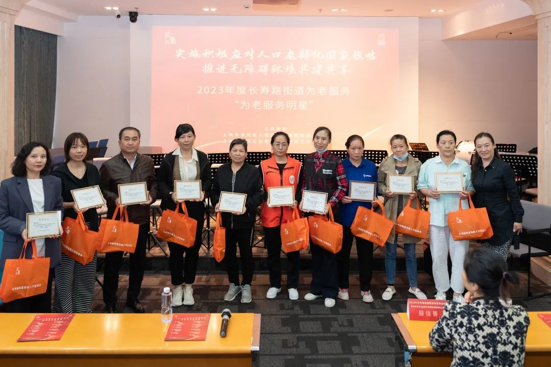 1012_172729_564.png 1012_172729_564.png