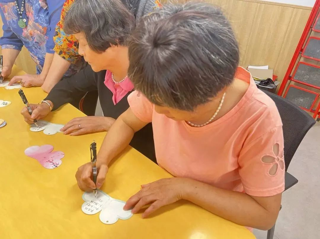 1023_185659_279.png 1023_185659_279.png