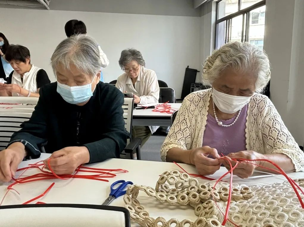 1025_181739_919.png 1025_181739_919.png