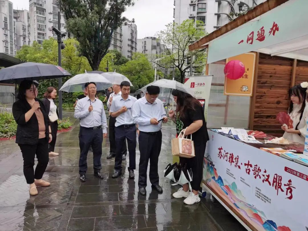 1030_173714_611.png 1030_173714_611.png