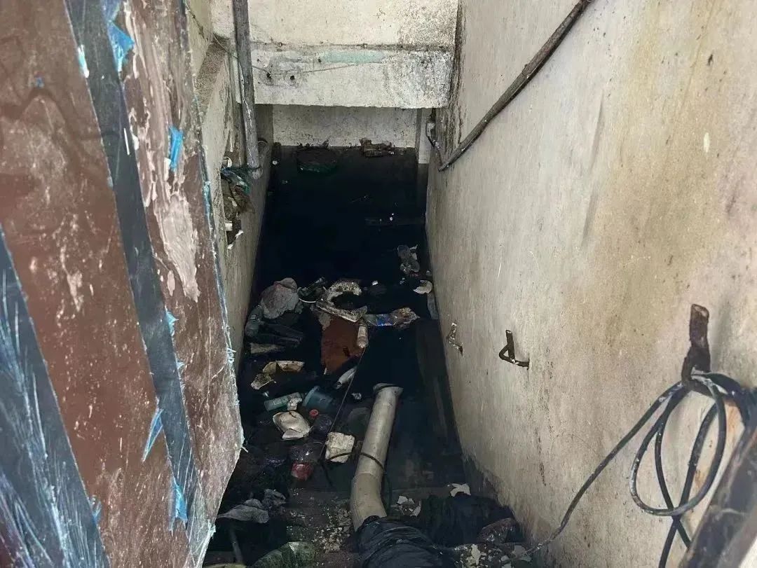 1229_162414_591.jpg 641.jpg