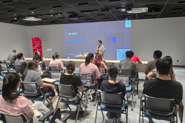 AI时代，年轻人如何放大自己的能力？答案在长寿这场“原力杠杆”培训