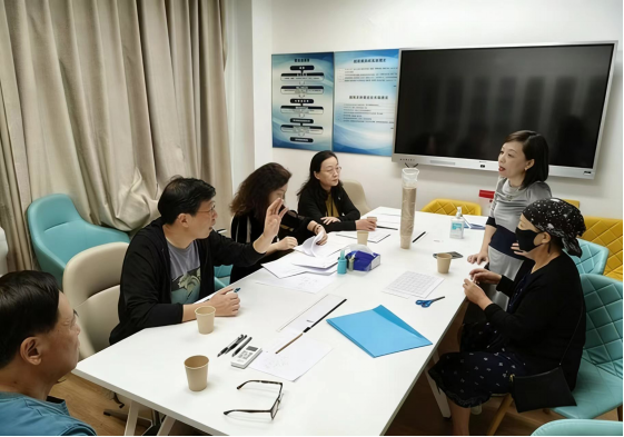 曹杨这里旧梯“退休”、新梯“上岗”，小区居民直呼“幸福感拉满”！