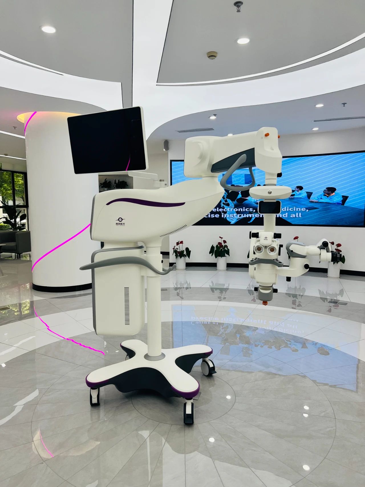 0822_093713_935.jpg 0822_093713_935.jpg