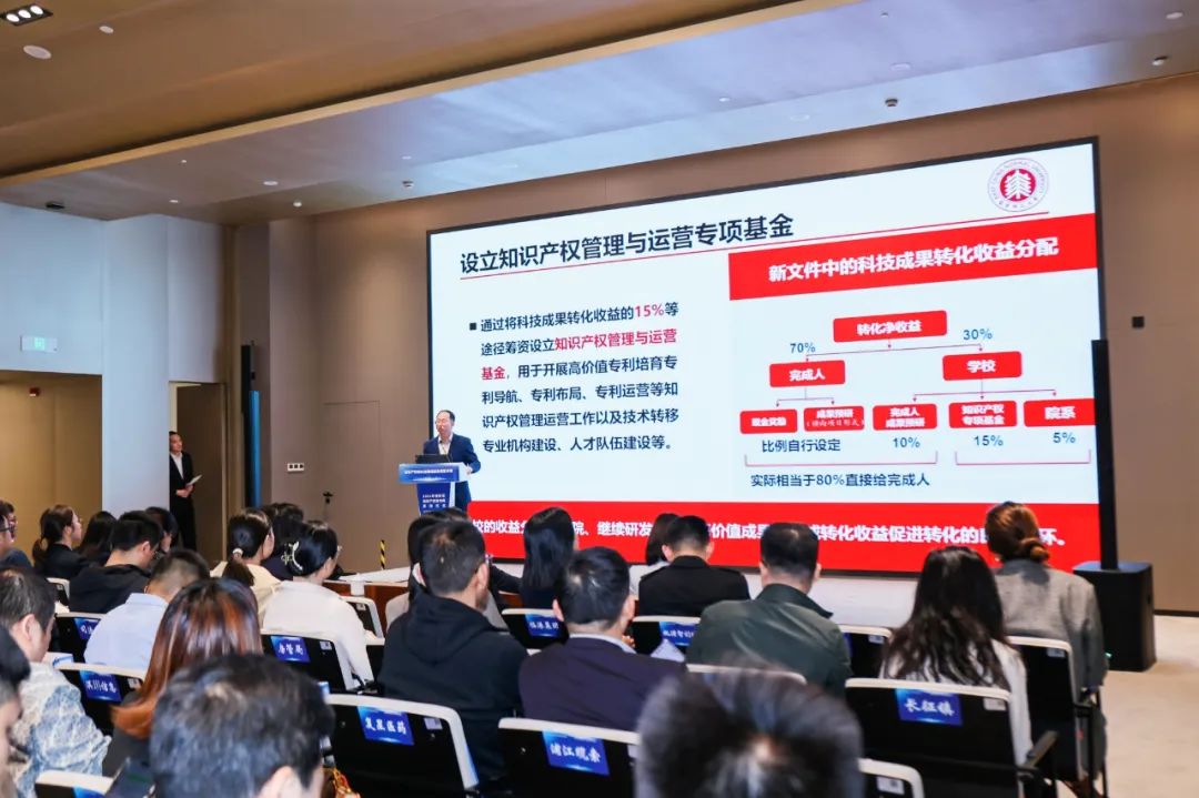 0429_081933_917.jpg 0429_081933_917.jpg