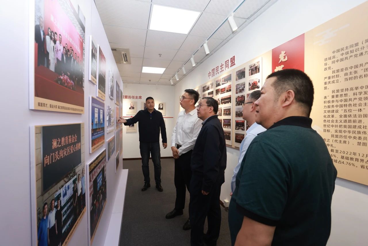 0511_084454_535.jpg 0511_084454_535.jpg