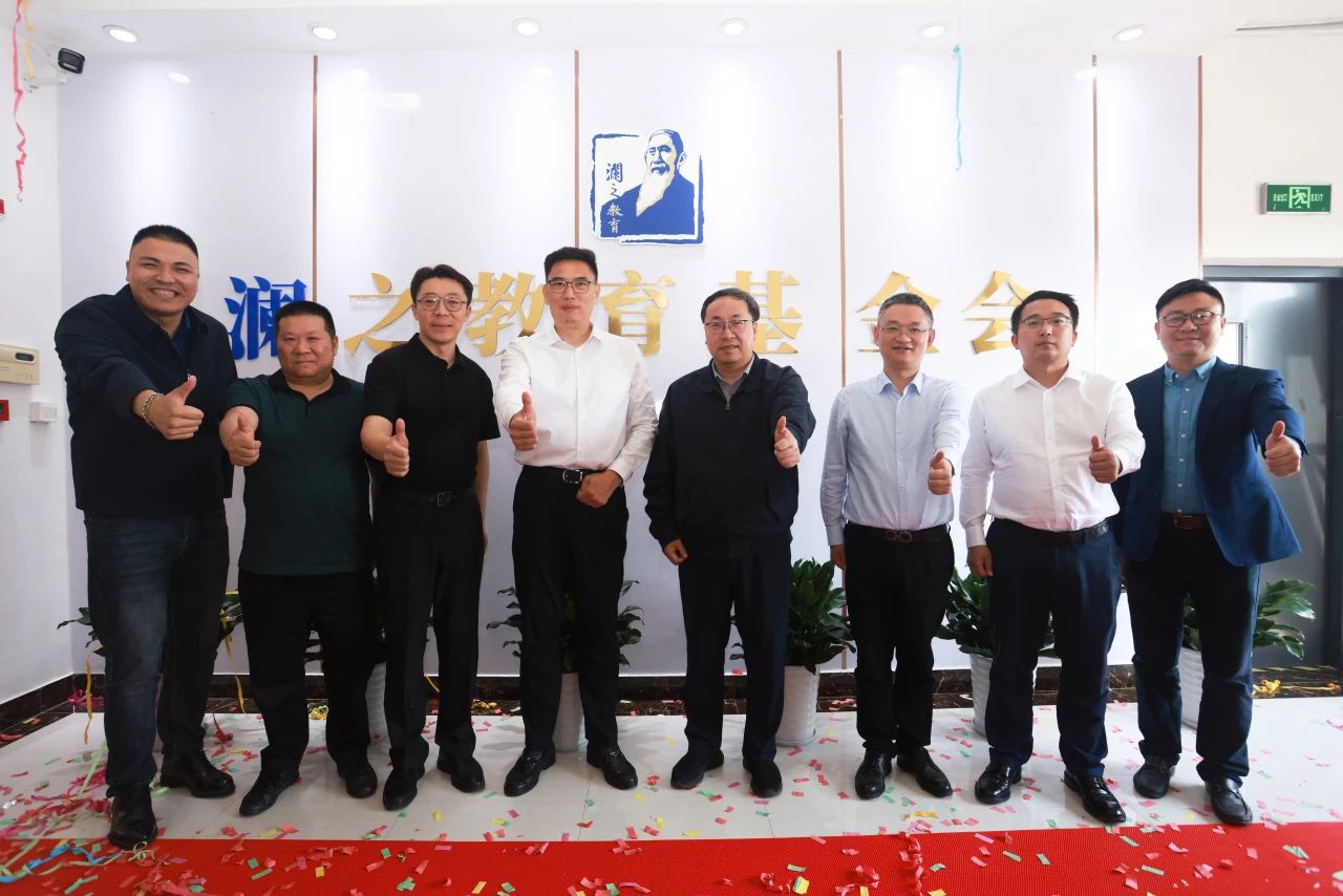 0511_084524_594.jpg 0511_084524_594.jpg