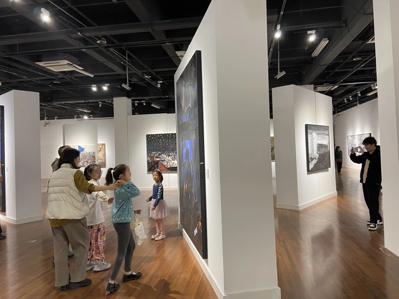 0507_091457_910.jpg 0507_091457_910.jpg