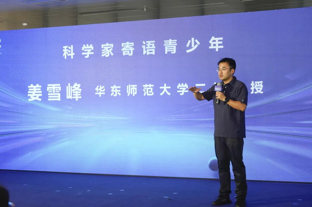 0521_083905_235.jpg 0521_083905_235.jpg