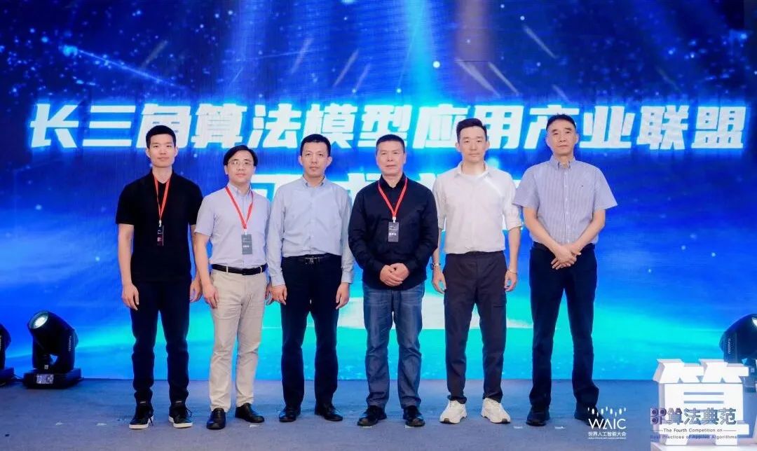 0708_095311_318.jpg 0708_095311_318.jpg