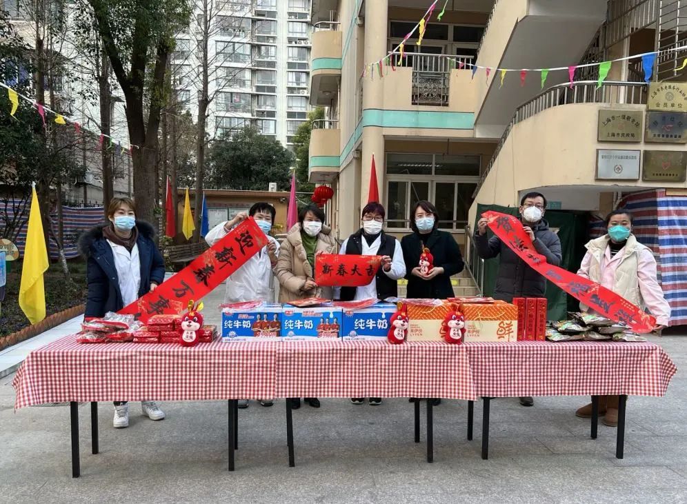 0130_082405_965.jpg 3.jpg