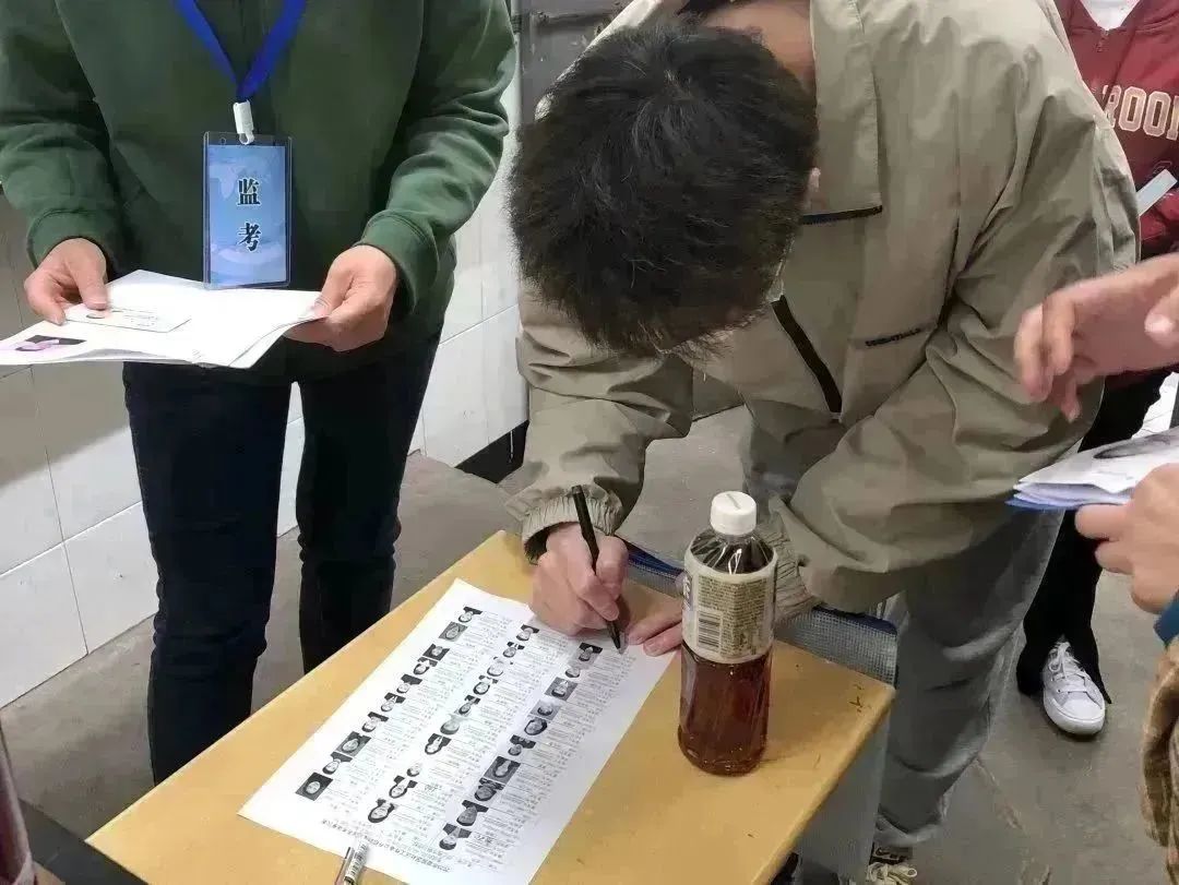 0423_090205_379.jpg 9.jpg