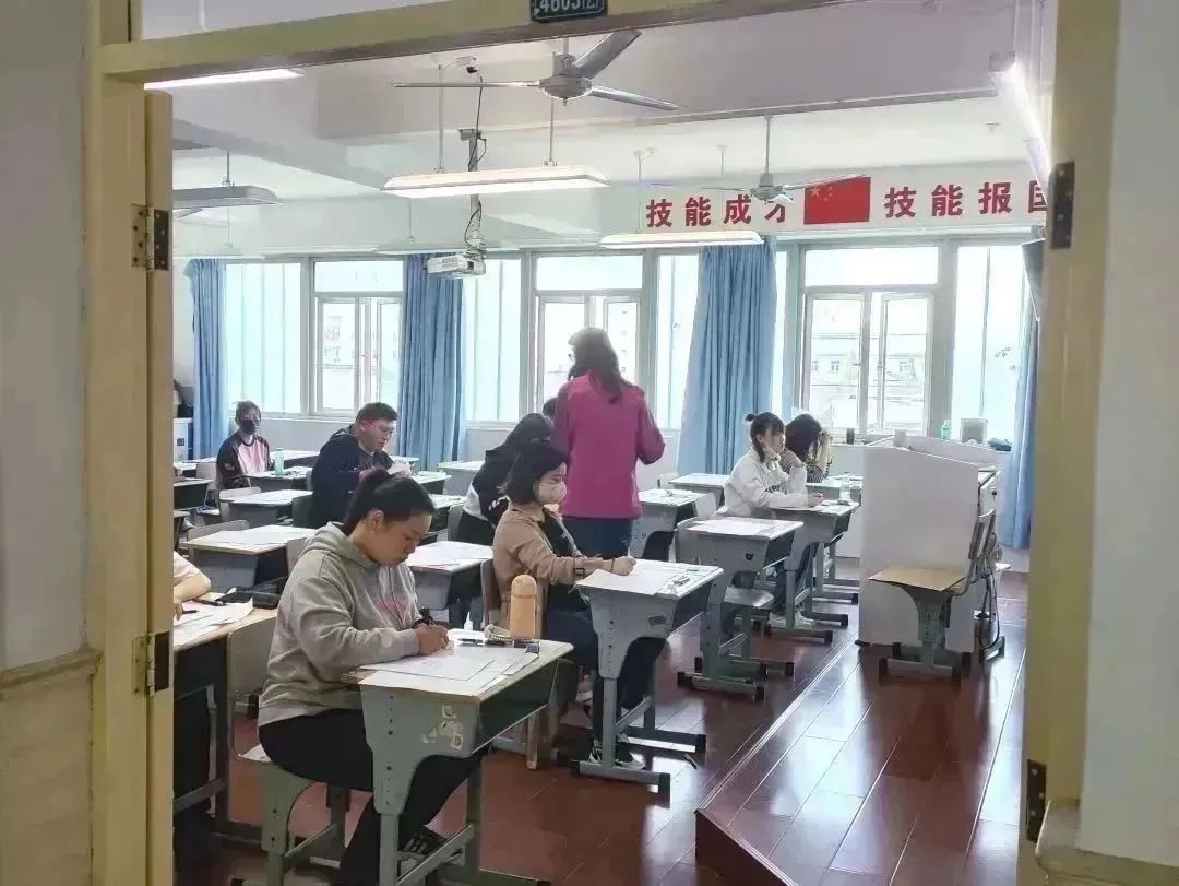 0423_090141_775.jpg 6.jpg