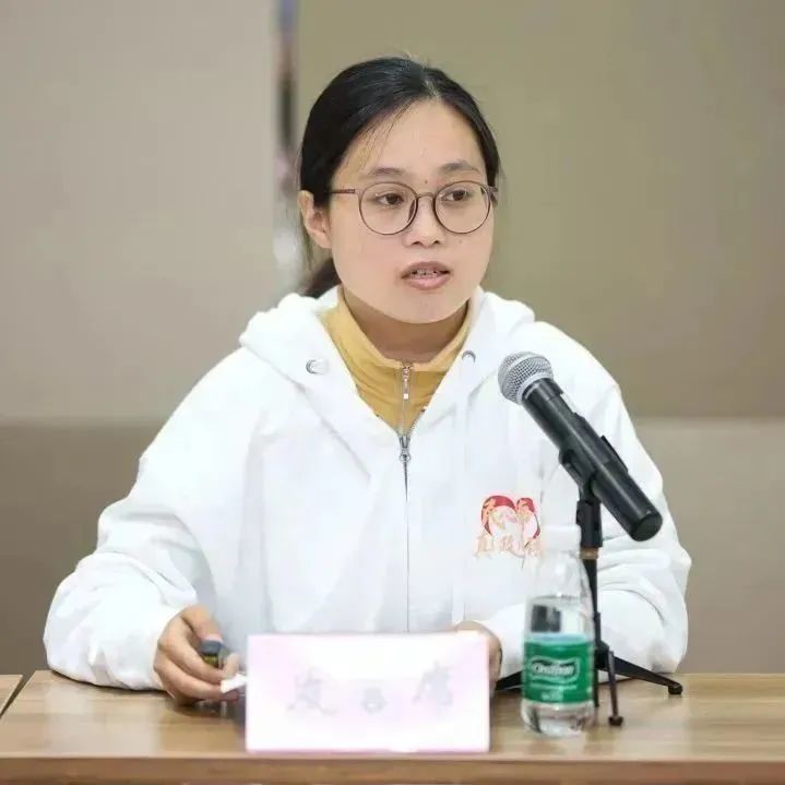 0427_103428_189.jpg 4.jpg