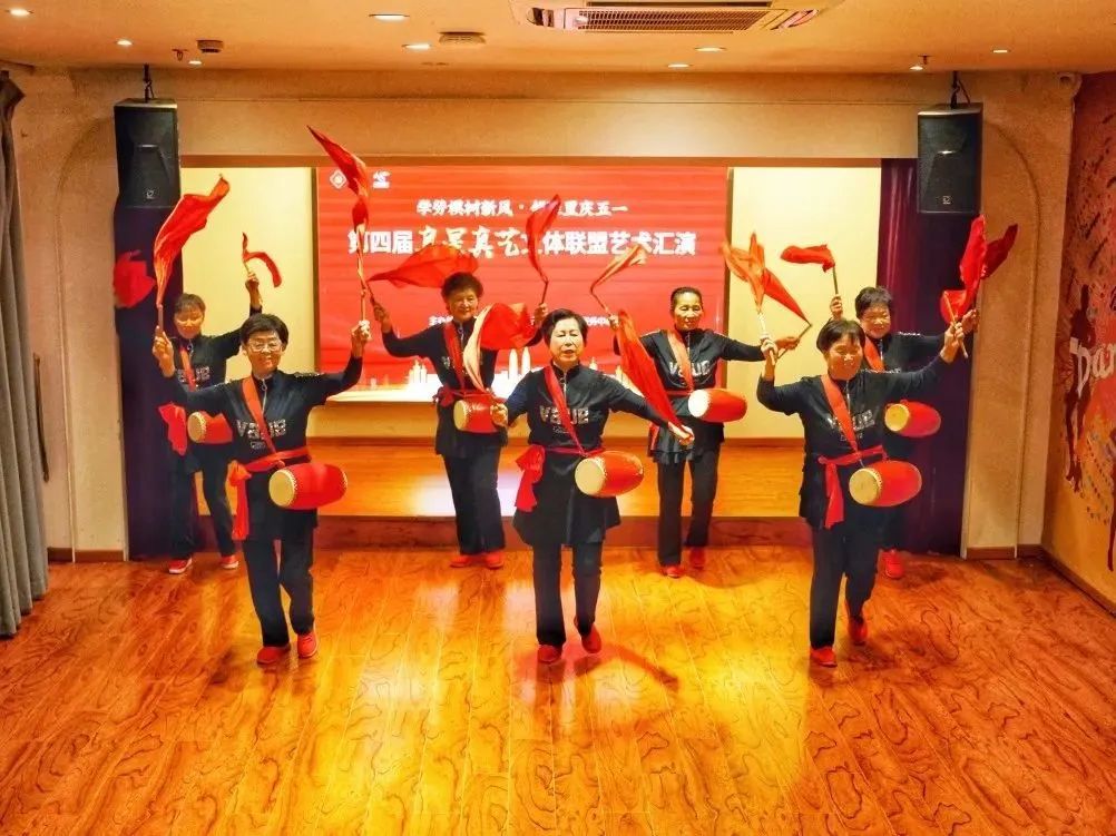 0508_161751_267.jpg 3.jpg