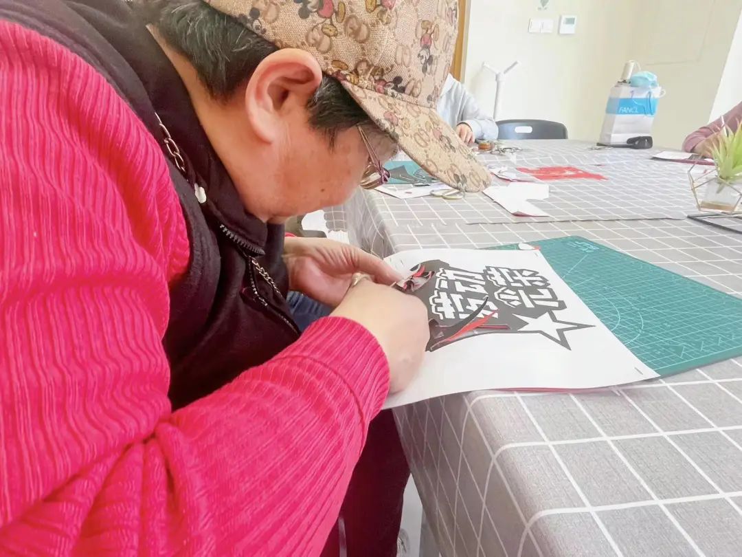 0508_162934_280.jpg 27.jpg