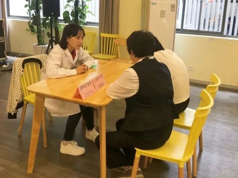 0508_163402_306.jpg 43.jpg