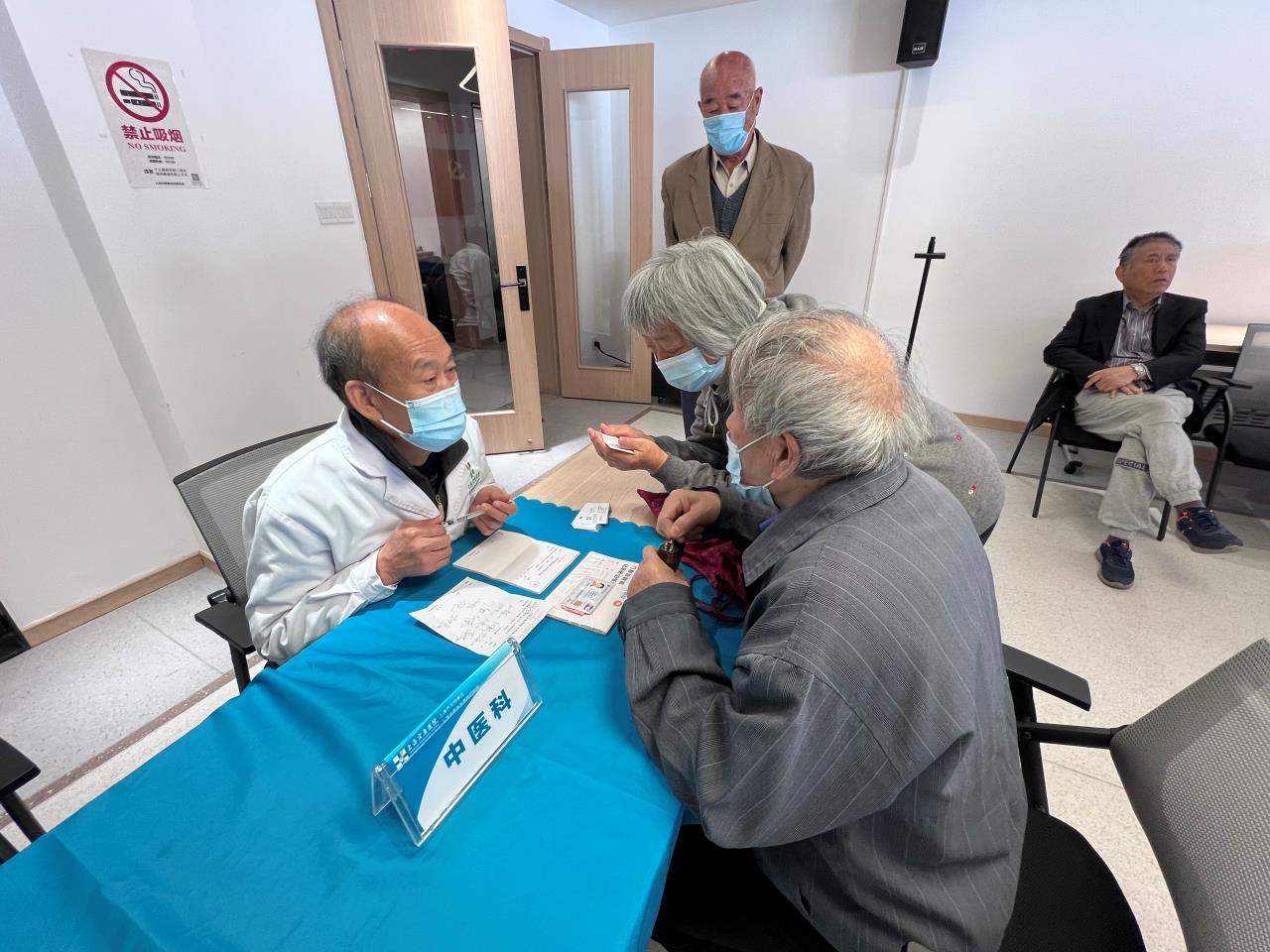 0531_141354_225.jpg 7.jpg