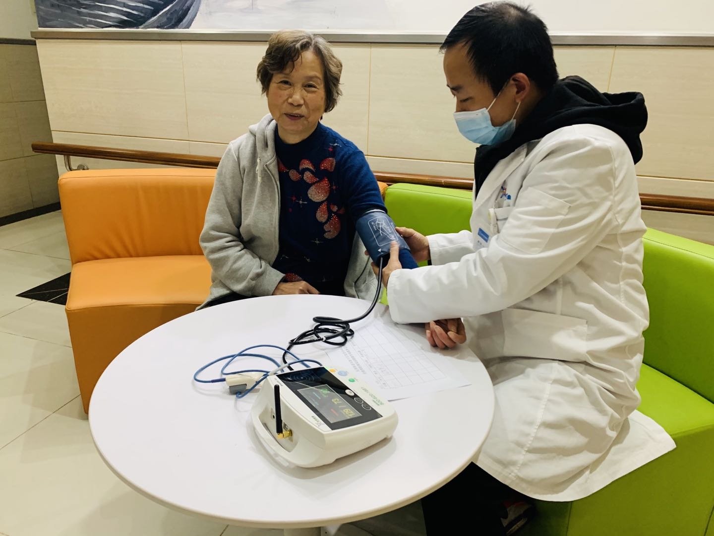 0531_141112_622.jpg 5.jpg