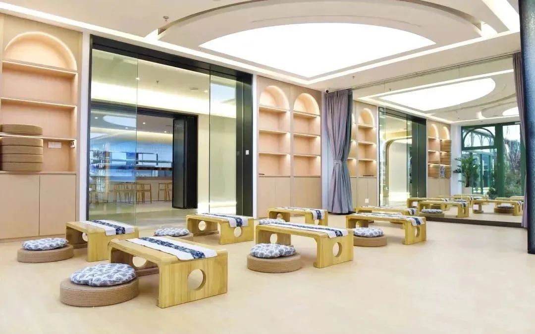 0219_095359_331.jpg 0219_095359_331.jpg