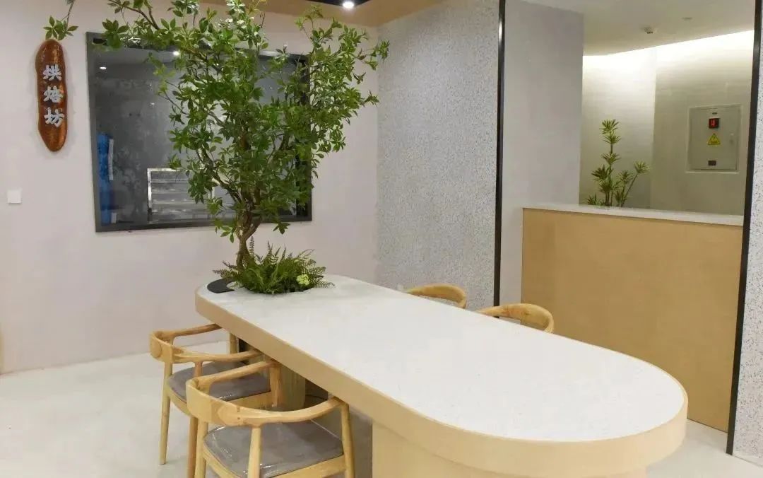 0219_095422_697.jpg 0219_095422_697.jpg