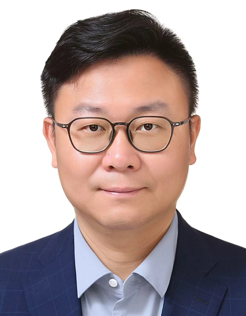 肖 珺