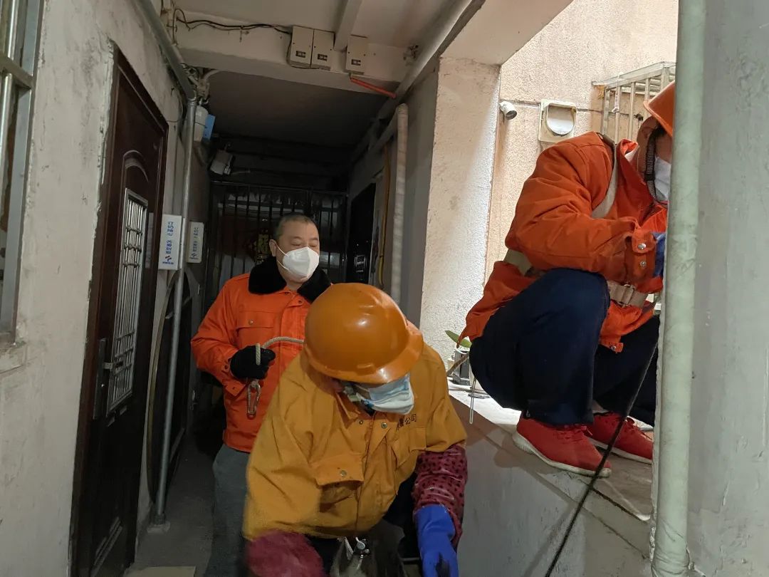 0104_155632_181.jpg 1.3 3.jpg