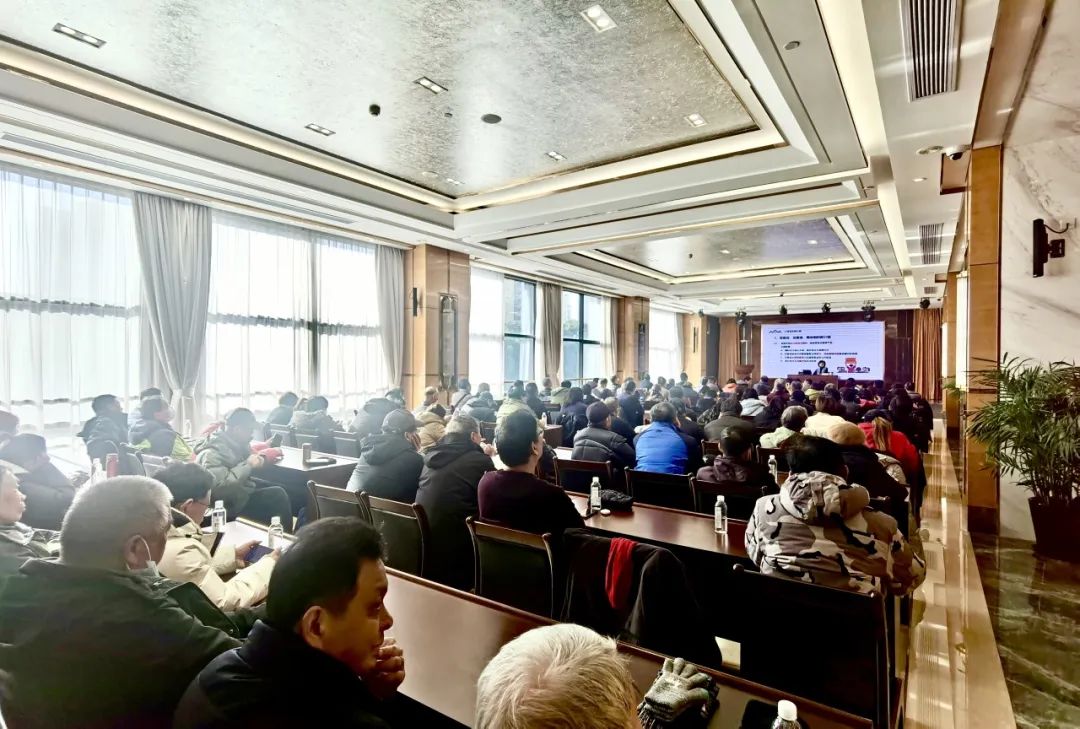 1228_084716_594.jpg 12.27 1.jpg