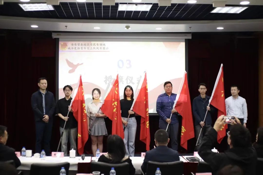 0509_134514_156.jpg 5.7 3.jpg