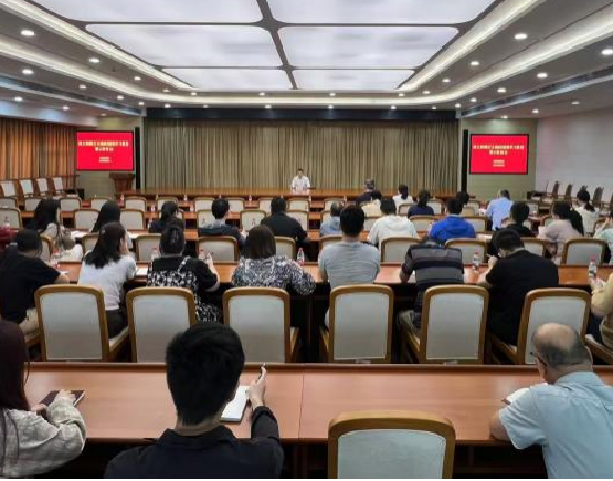 区规划资源局组织召开树立和践行正确政绩观学习教育警示教育会
