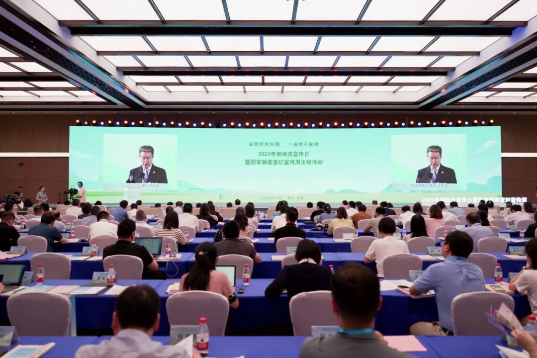 0828_135228_693.jpg P1.jpg