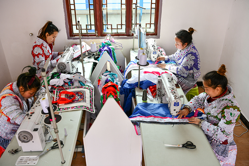 1023_100819_654.jpg 7.jpg