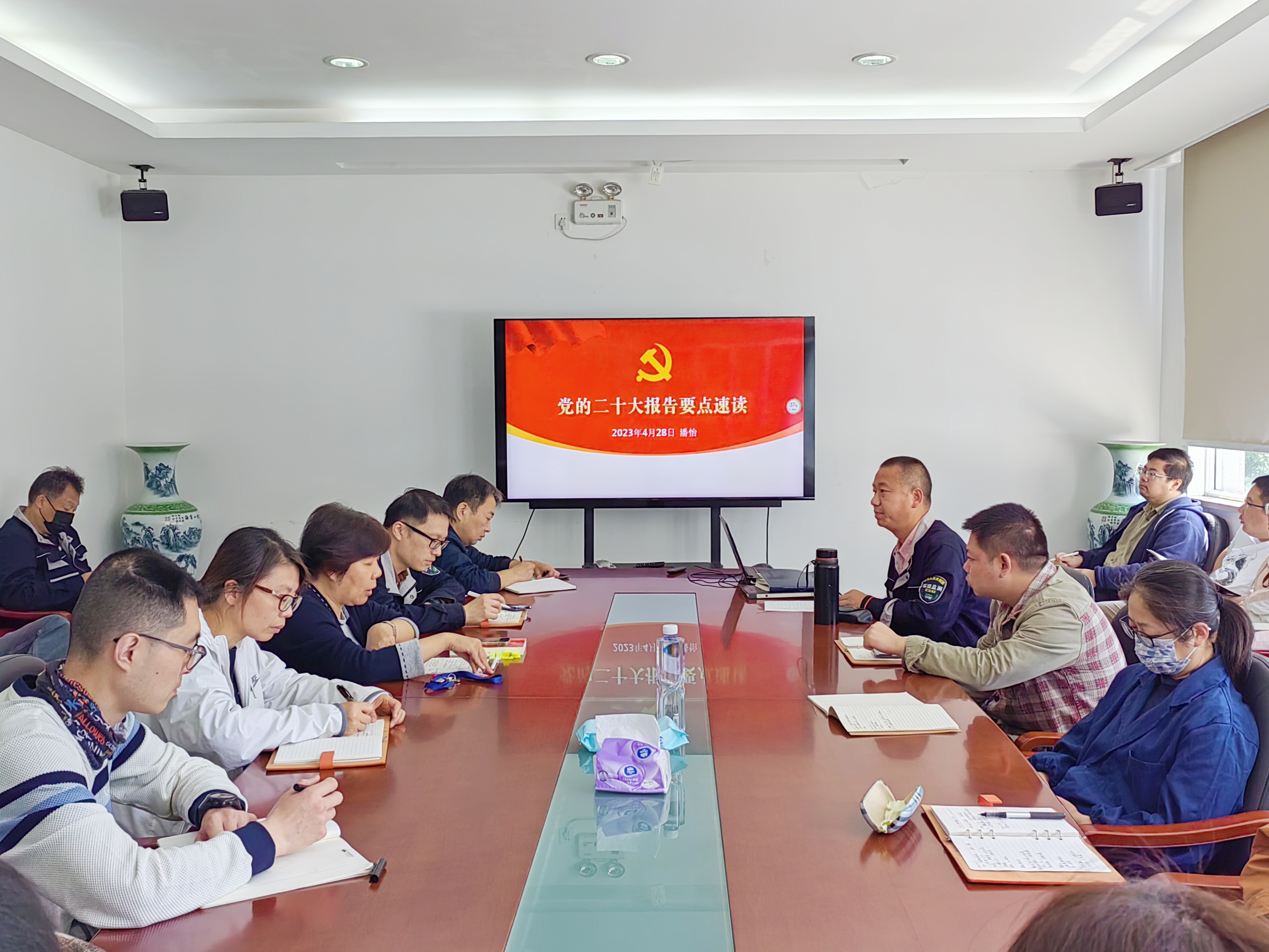 0504_161929_475.jpg 0504_161929_475.jpg