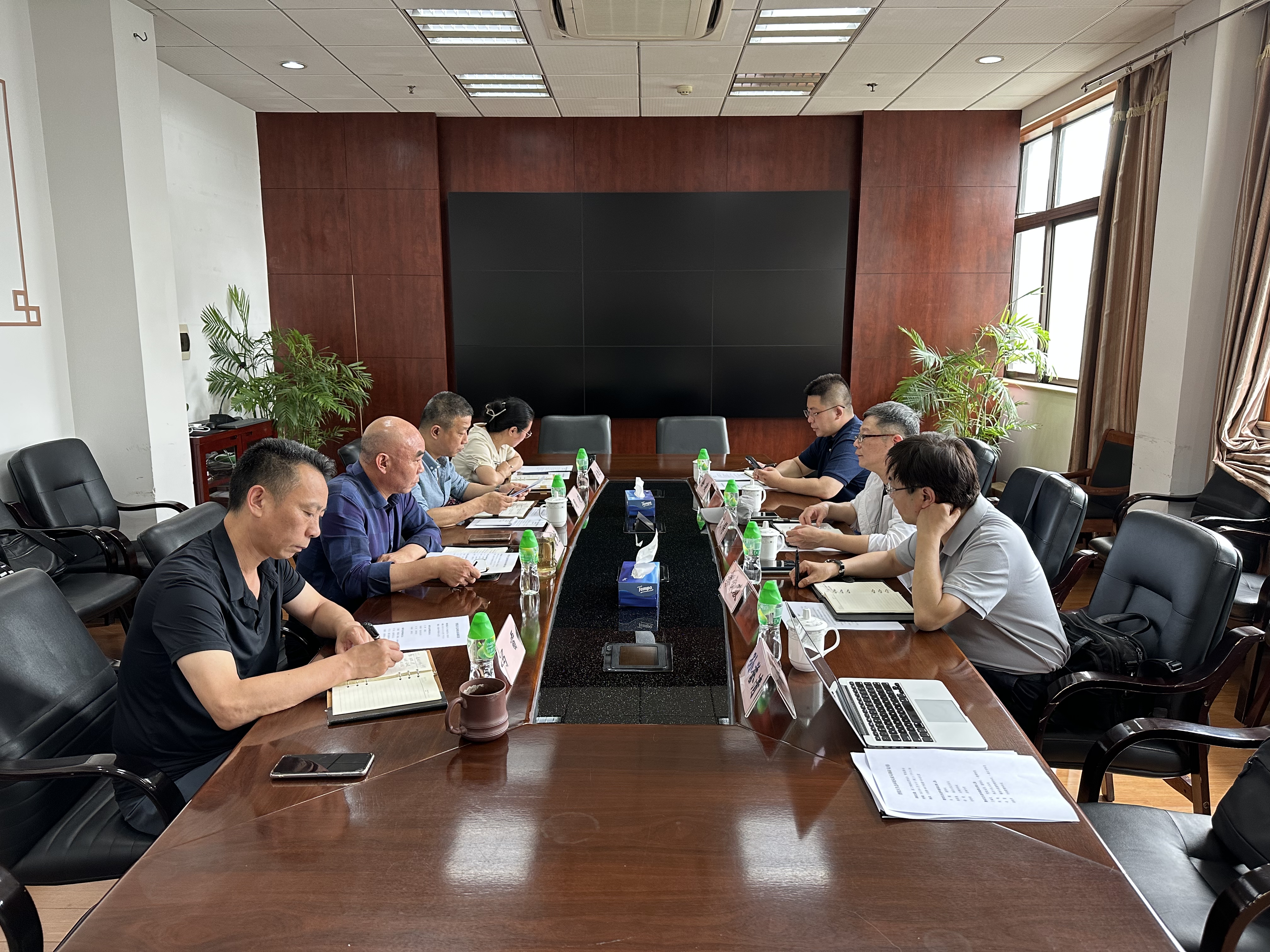 0616_100714_484.jpg 0616_100714_484.jpg