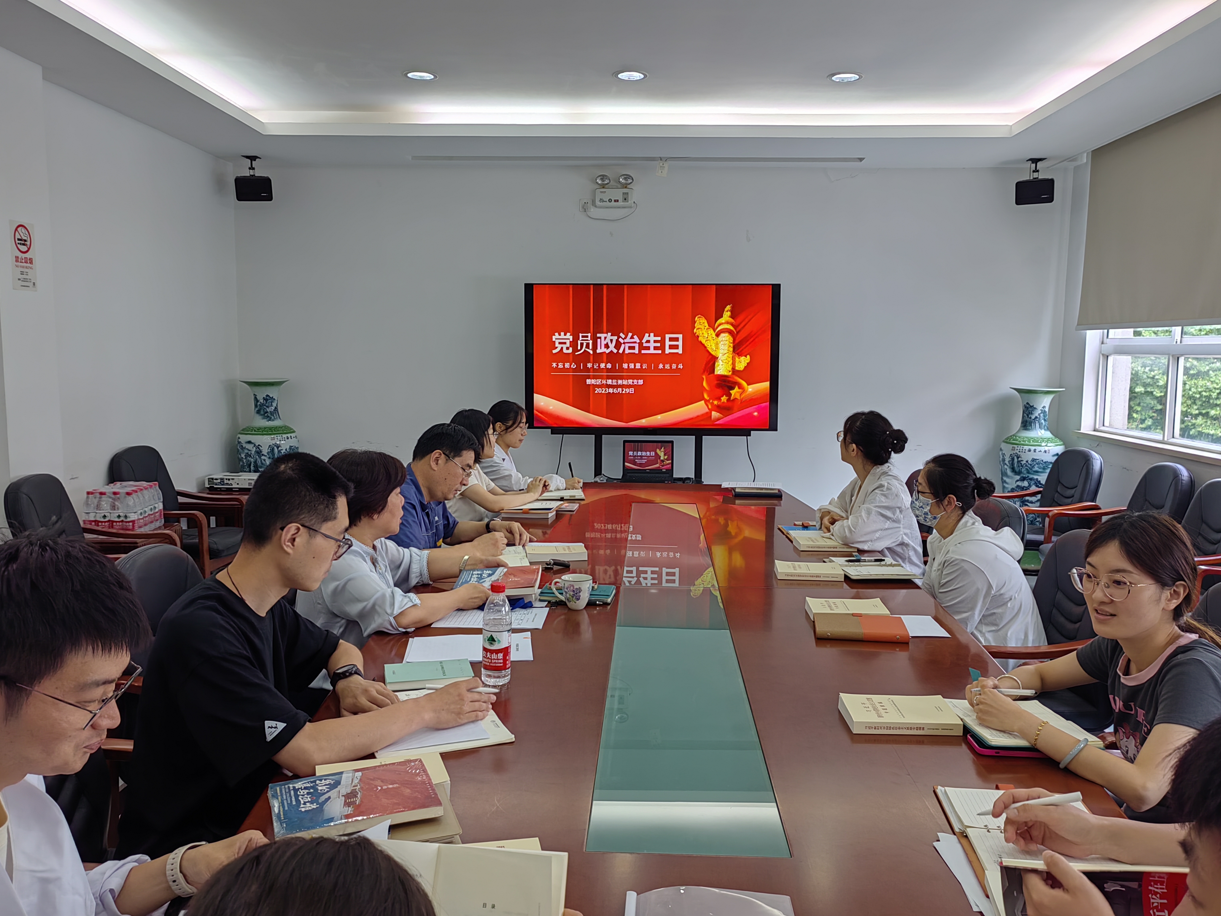 0704_081131_895.jpg 0704_081131_895.jpg