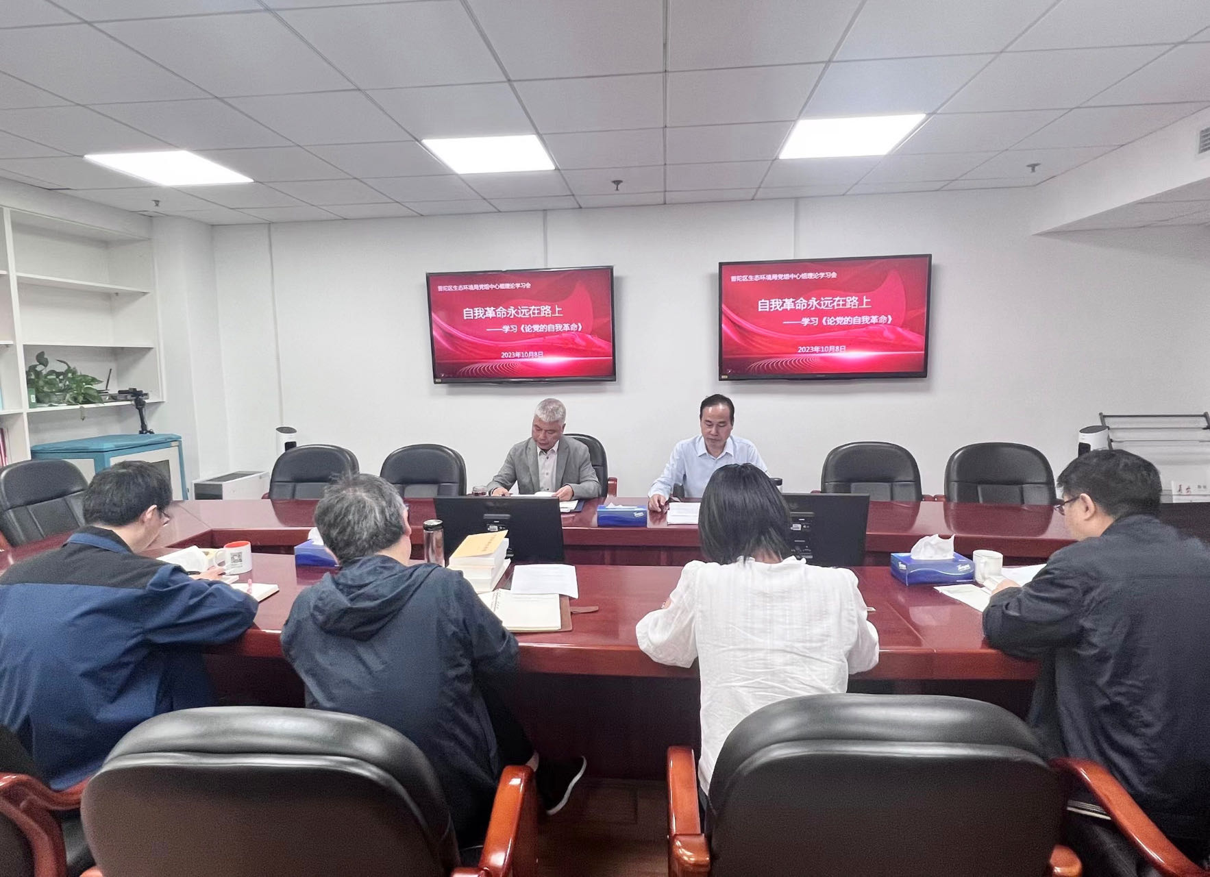 1010_173615_495.jpg 7feb5889d1cf261b5c0a989ea986ef7.jpg