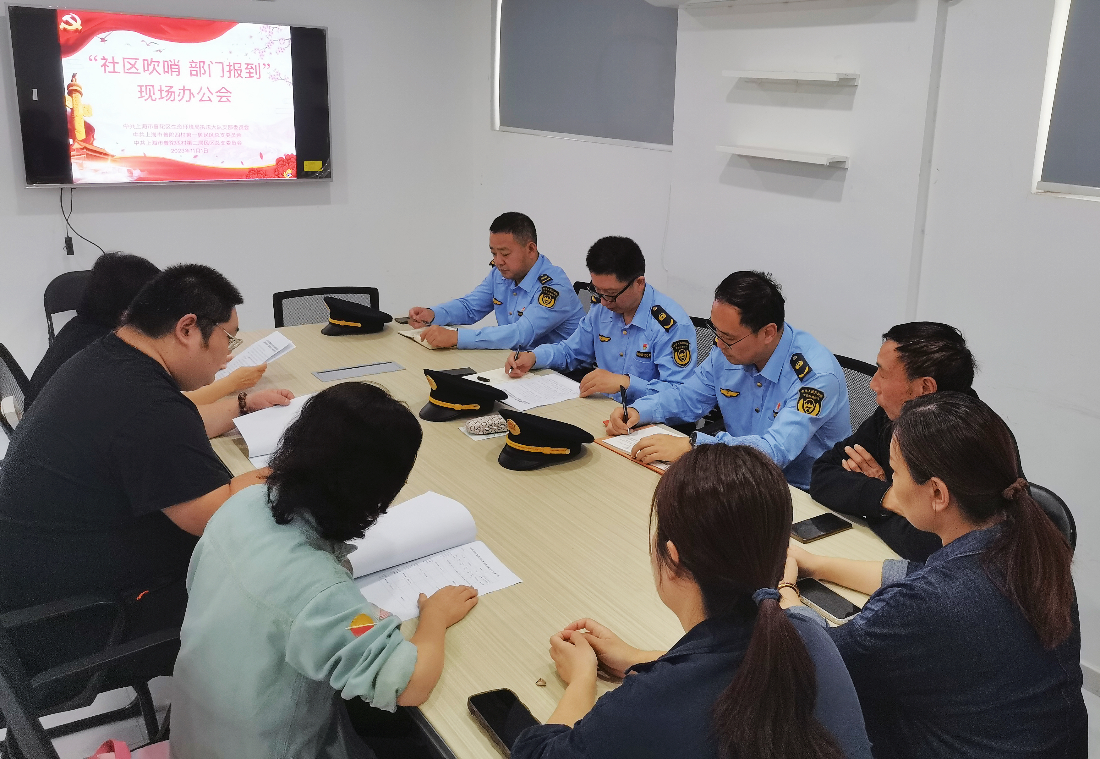 1106_081726_650.jpg 71ba088b2b67a475375fcbb9db13135.jpg