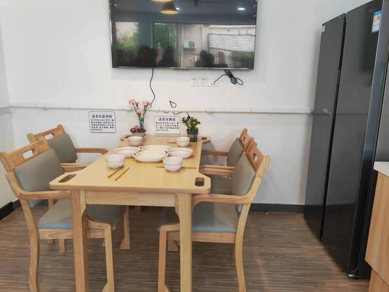 0822_092323_681.jpg 6d230a4cf4d94b2084111f0812d6716c.jpg