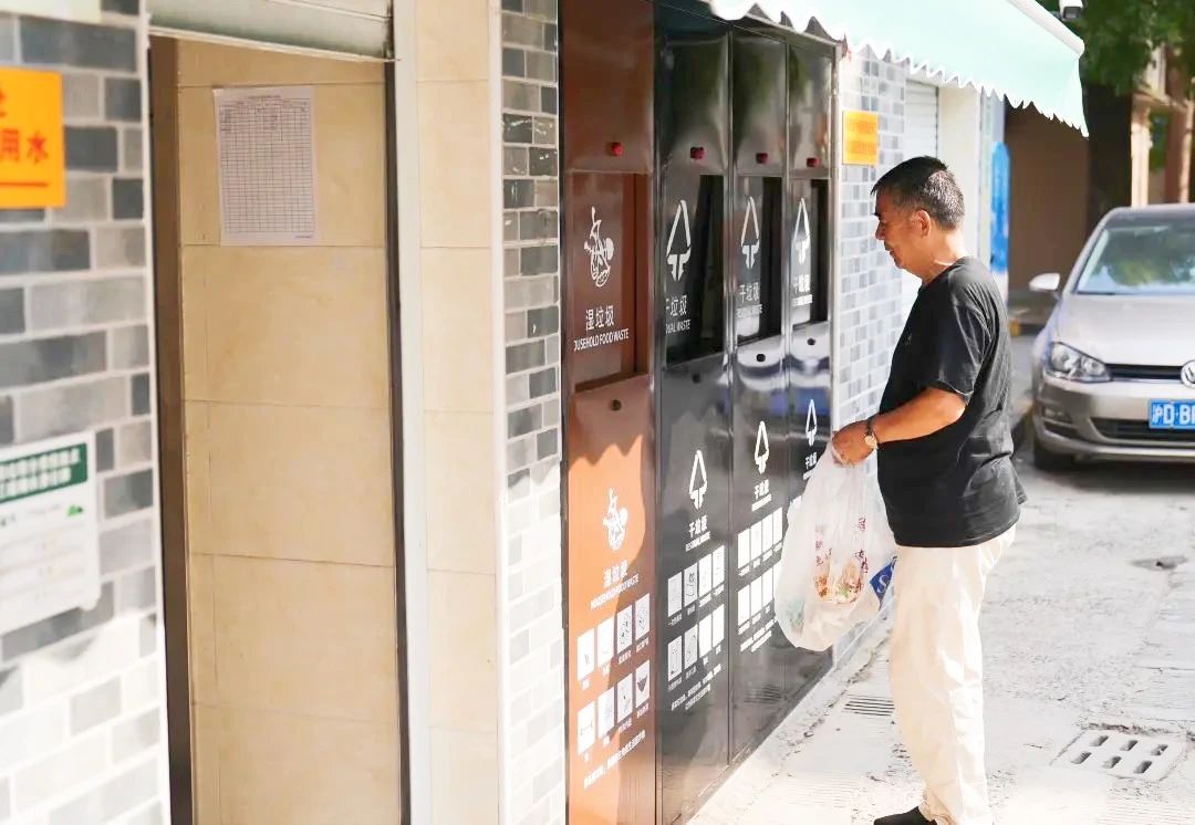 1012_140355_149.jpg 1012_140355_149.jpg