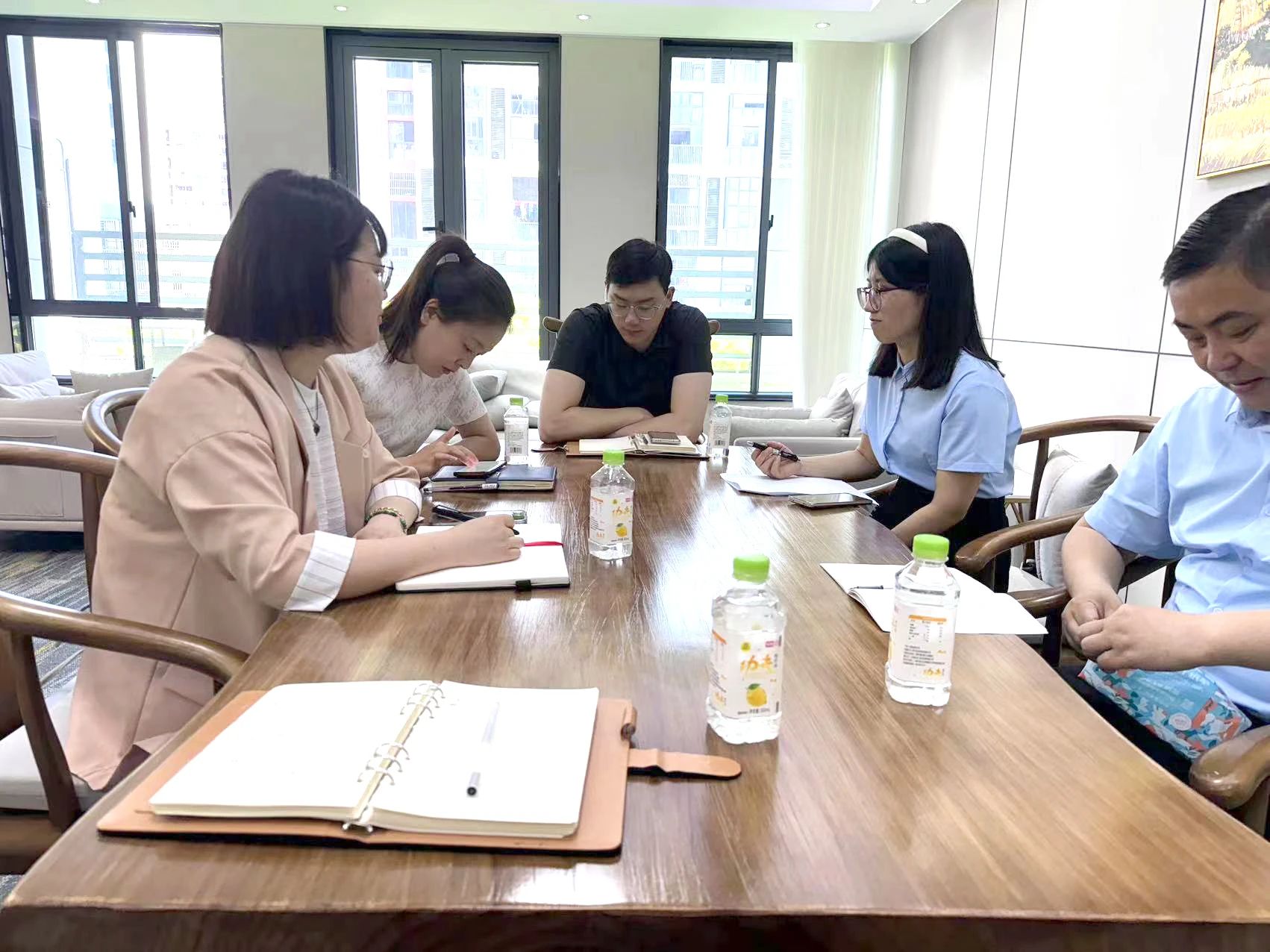 0605_083055_165.jpg 0605_083055_165.jpg