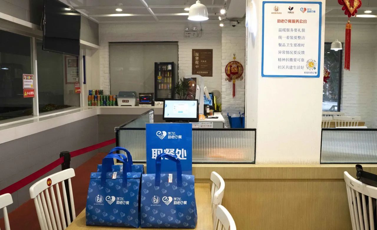 0627_094349_988.jpg 0627_094349_988.jpg