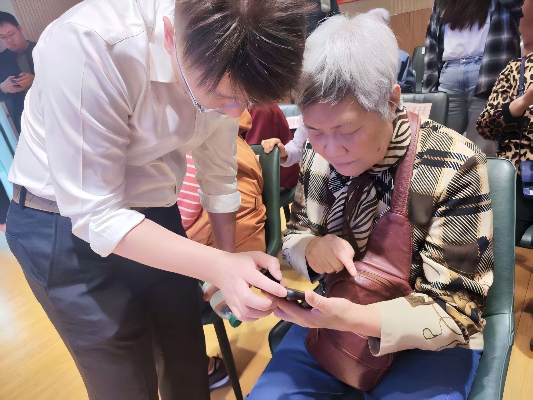 e1c450e6cc22593aed4d85d5ba7d007