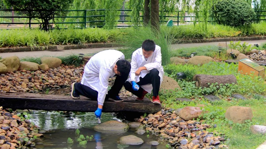 0218_075404_780.jpg 640.jpg