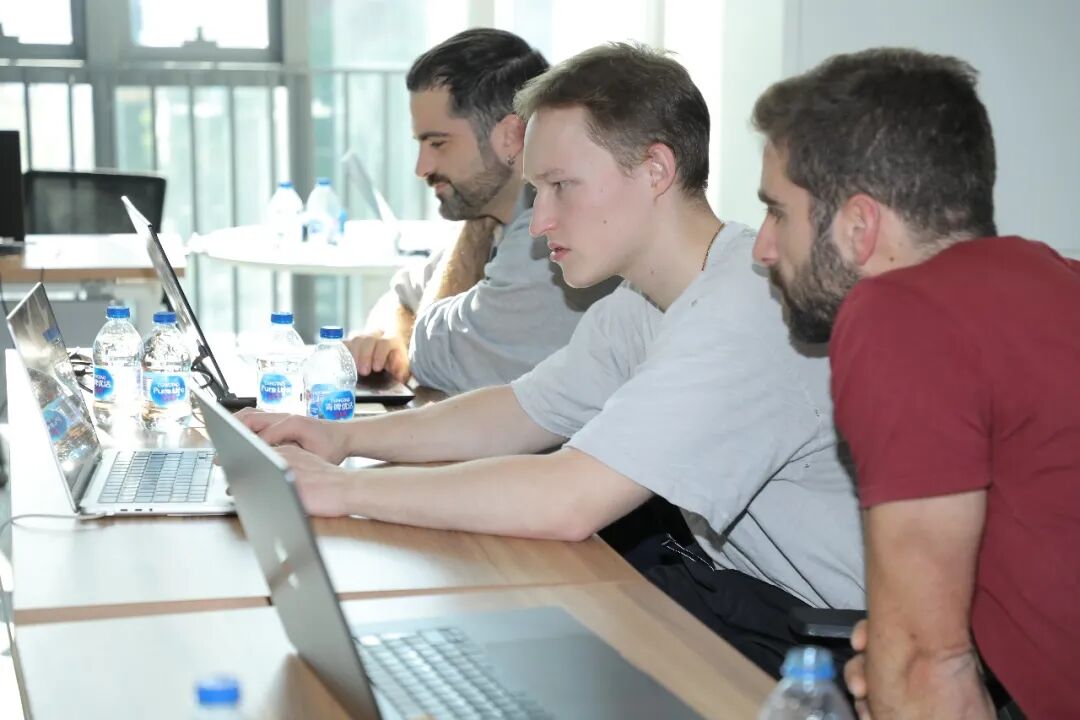 微信图片_2025-11-25_102913_965.png 微信图片_2025-11-25_102913_965.png